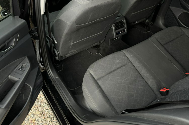 Volkswagen Golf 2.0tdi automat wirtualny kokpit nawigacja serwis aso piękny stan gwara zdjęcie 25