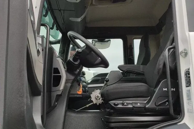 MAN TGS 32.420 8x4 Betonomieszarka Betoniarka GRUSZKA - 9m zdjęcie 29