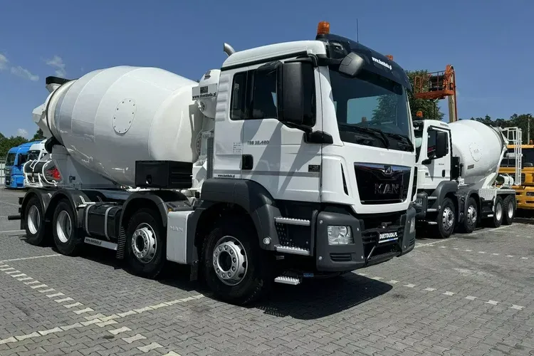 MAN TGS 32.420 8x4 Betonomieszarka Betoniarka GRUSZKA - 9m zdjęcie 4