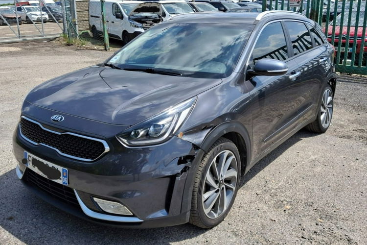 Niro Kia Niro Hybrid L 1.6 GDI HEV 141KM zdjęcie 15