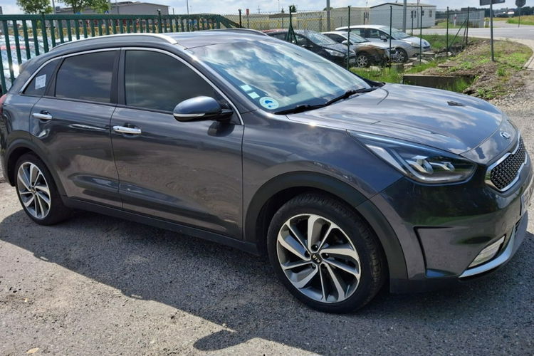 Niro Kia Niro Hybrid L 1.6 GDI HEV 141KM zdjęcie 4