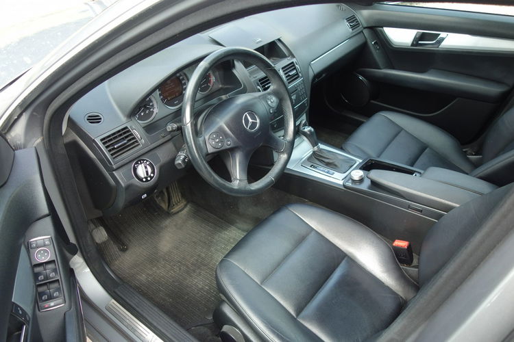 Mercedes C 180 C180 156KM LPG Skóry Automat Klimatronic Gaz zdjęcie 10