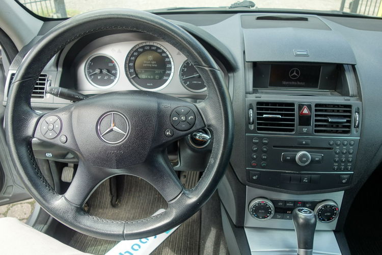 Mercedes C 180 C180 156KM LPG Skóry Automat Klimatronic Gaz zdjęcie 12