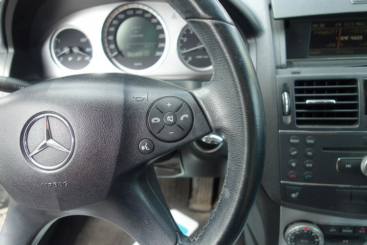 Mercedes C 180 C180 156KM LPG Skóry Automat Klimatronic Gaz zdjęcie 15