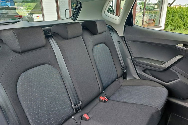 Seat Arona - 7358 km+ automatyczna skrzynia zdjęcie 20