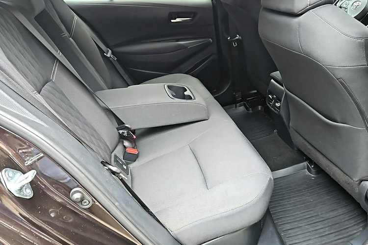 Toyota Corolla 1.8 HSD 122KM COMFORT STYLE TECH, salon Polska, gwarancja, FV23% zdjęcie 13