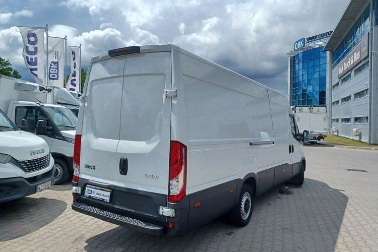 Iveco DAILY 35S16 zdjęcie 4