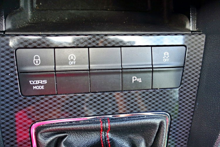 Skoda Octavia Rezerwacja - 100% org. lakier VRS - 230KM zdjęcie 27