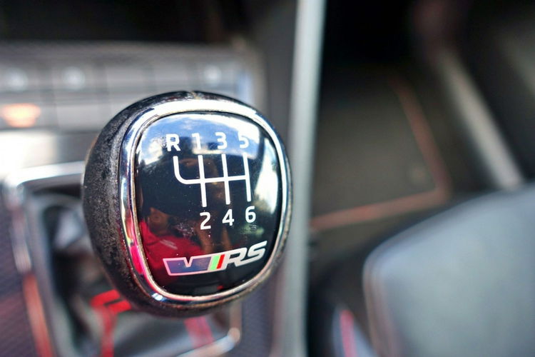 Skoda Octavia Rezerwacja - 100% org. lakier VRS - 230KM zdjęcie 29