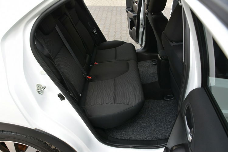 Honda Civic 1.8i-VTEC(142KM)Lift Biała Perła Ledy Xenon Navi Kamera 2xParktronic zdjęcie 17