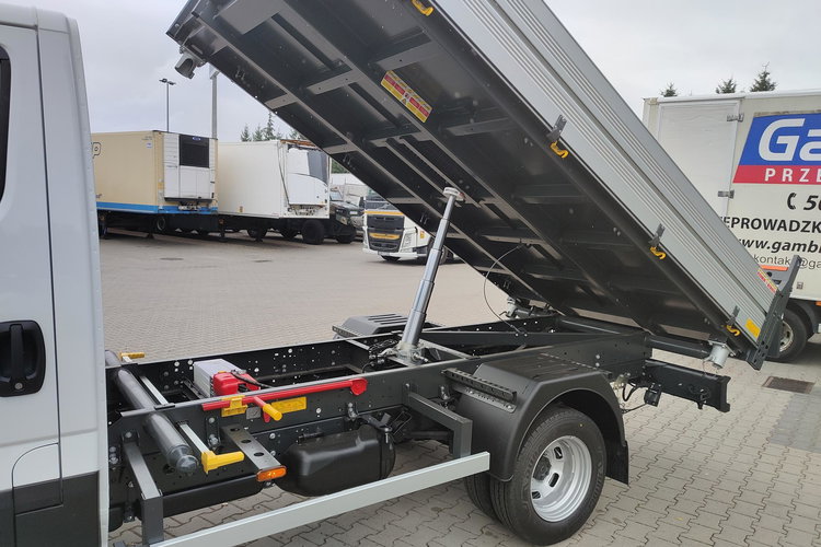 Iveco Daily 50C16H3.0Z zdjęcie 5