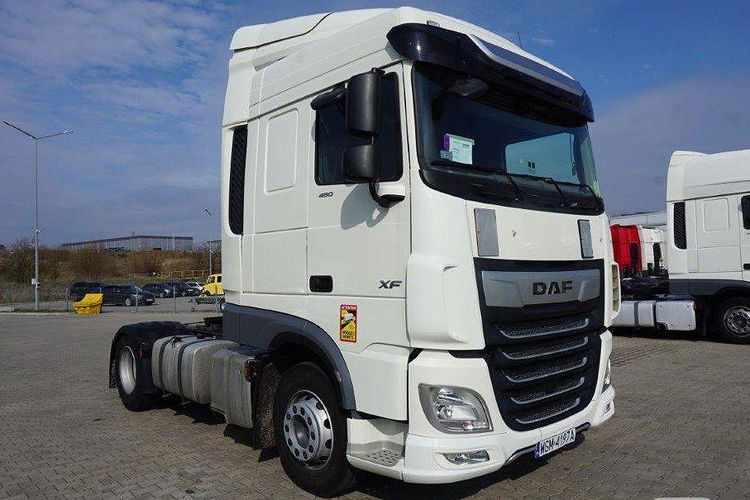 DAF XF480 FT zdjęcie 2