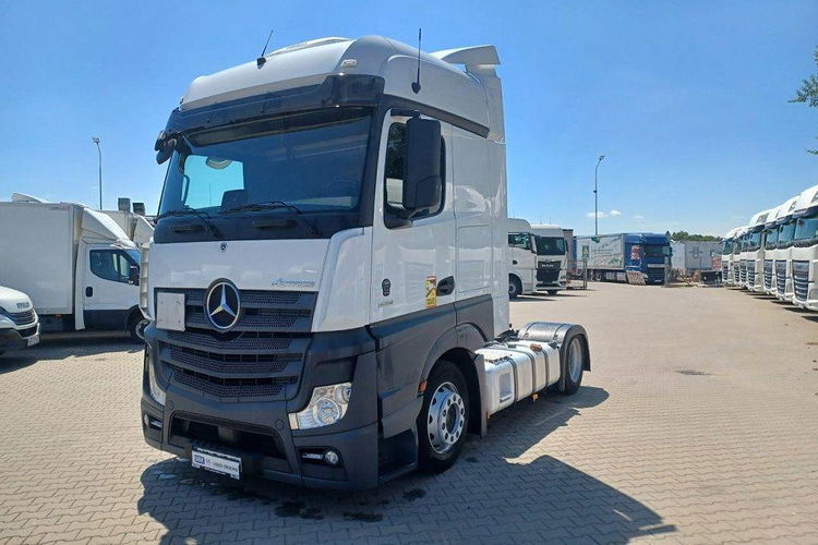 Mercedes ACTROS zdjęcie 1