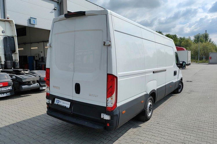 Iveco DAILY 35S16 zdjęcie 3