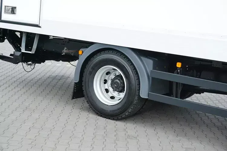 MAN / TGM / 18.340 / EURO 6 / IZOTERMA + WINDA / 18 PALET zdjęcie 31