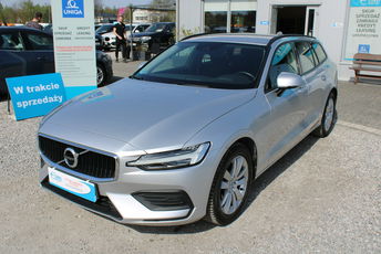 Volvo V60 Momentum Virtual G. Kierownica F-vat Salon Polska Gwarancja