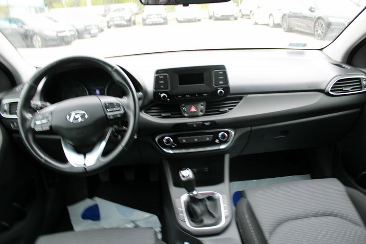 Hyundai i30 1.6Crdi F-vat Gwarancja Salon PL Classic+ zdjęcie 11