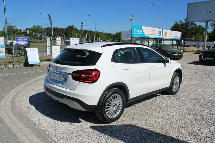 Mercedes GLA 180 F-vat Gwarancja Salon Polska Kamera Automat zdjęcie 5