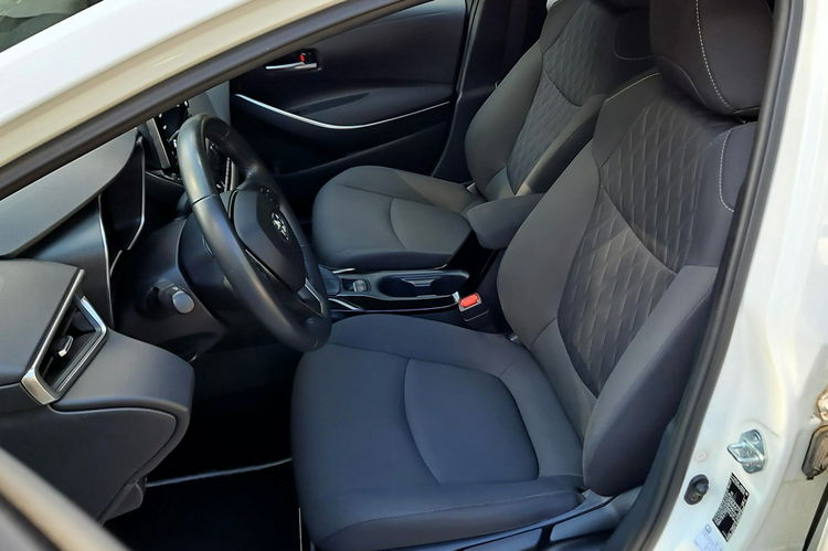 Toyota Corolla 1.8 HSD 122KM COMFORT TECH, salon Polska, gwarancja, FV23% zdjęcie 24