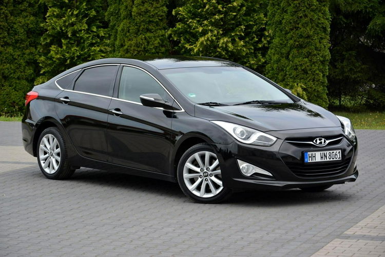 Hyundai i40 Premium Skóry Ledy Duza Navi Keyless go Kamera 2xParktronic zdjęcie 10