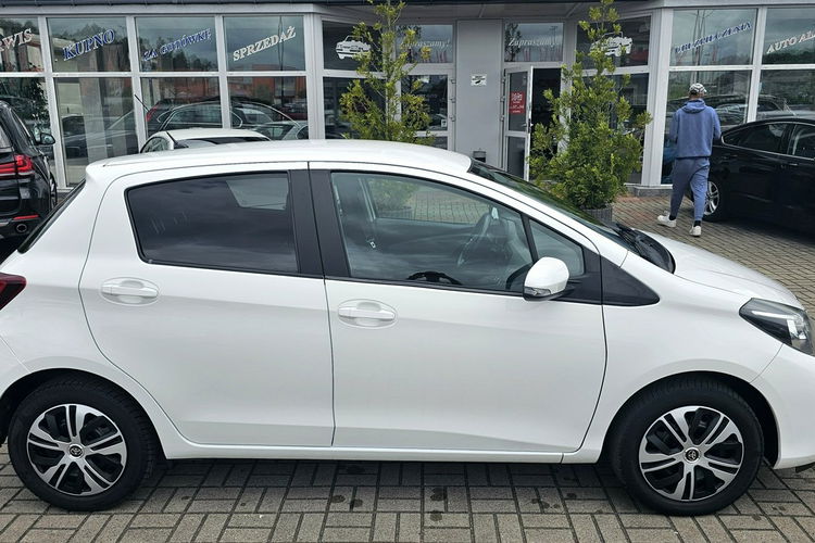Toyota Yaris model 2016, , mały przebieg zdjęcie 4