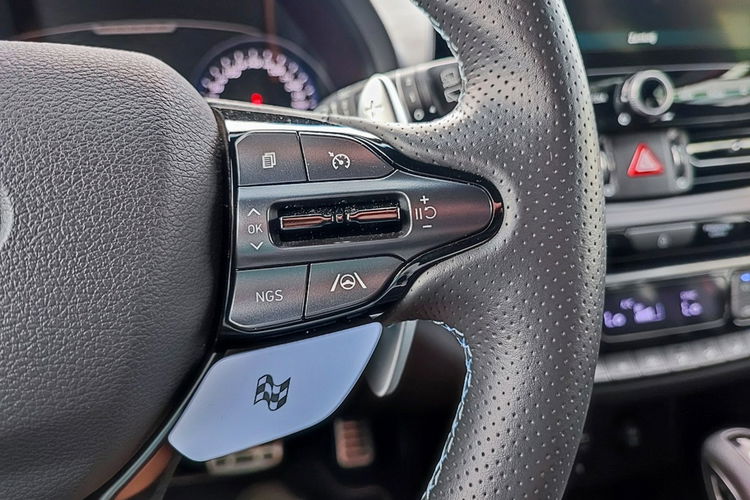 Hyundai i30N 280KM + 8595 km + na gwarancji zdjęcie 20