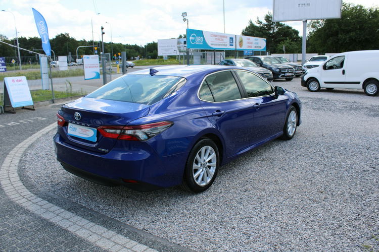 Toyota Camry 2.5 Hybrid e-CTV Comfort F-vat Kamera Gwarancja zdjęcie 5