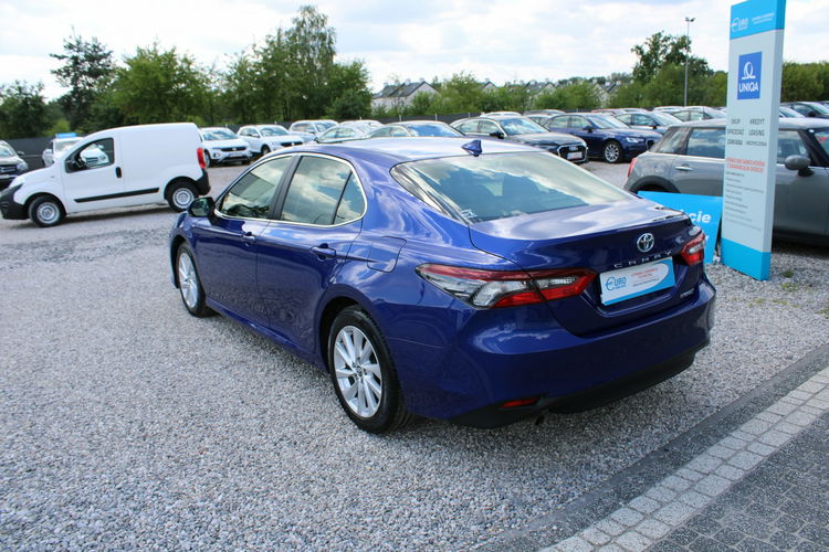 Toyota Camry 2.5 Hybrid e-CTV Comfort F-vat Kamera Gwarancja zdjęcie 7