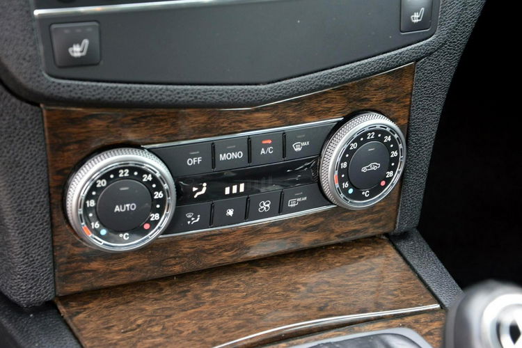 Mercedes C 180 1.8Kompressor Elegance Navi pół-skóry Automat 12.2007-model 2008 zdjęcie 29