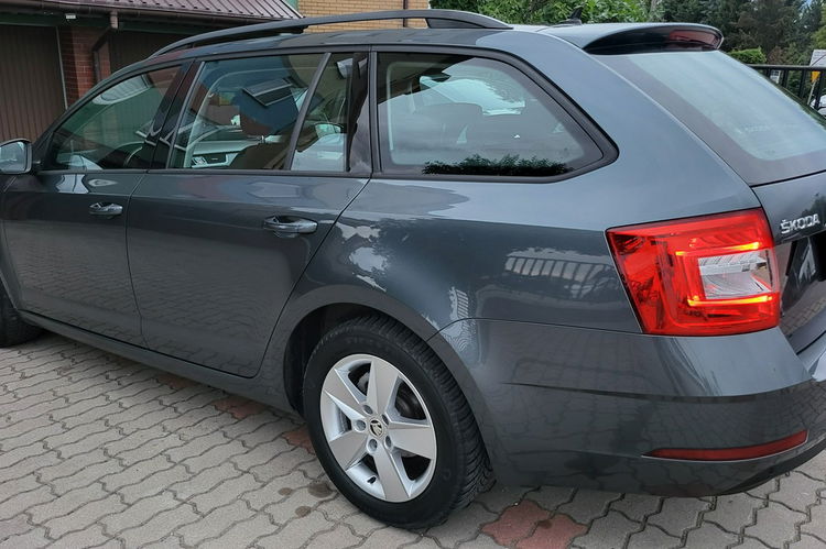 Skoda Octavia 2020 Tylko Salon Polska 1Właściciel BEZWYPADKOWY zdjęcie 12