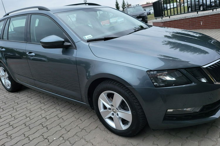 Skoda Octavia 2020 Tylko Salon Polska 1Właściciel BEZWYPADKOWY zdjęcie 14