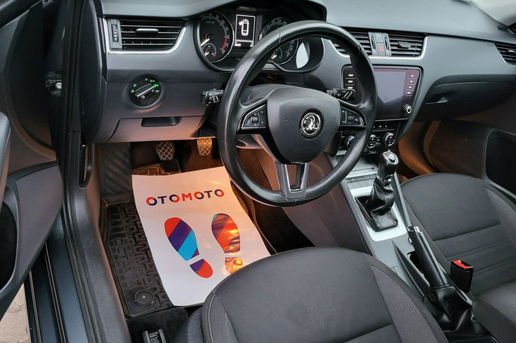 Skoda Octavia 2020 Tylko Salon Polska 1Właściciel BEZWYPADKOWY zdjęcie 8