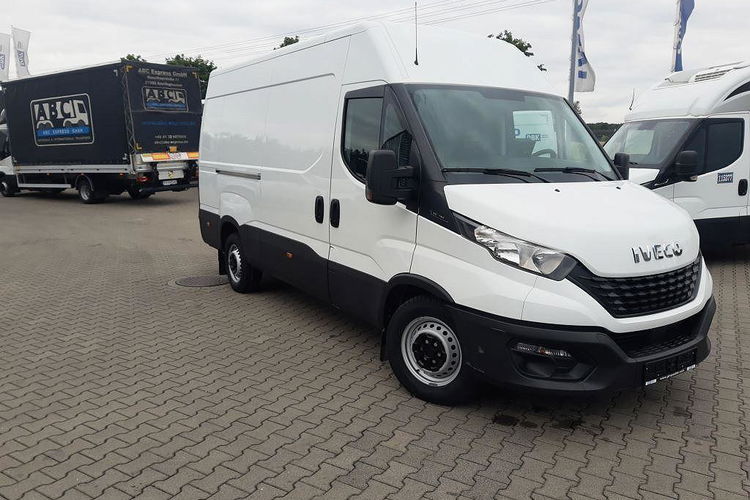 Iveco DAILY 35S16 zdjęcie 2