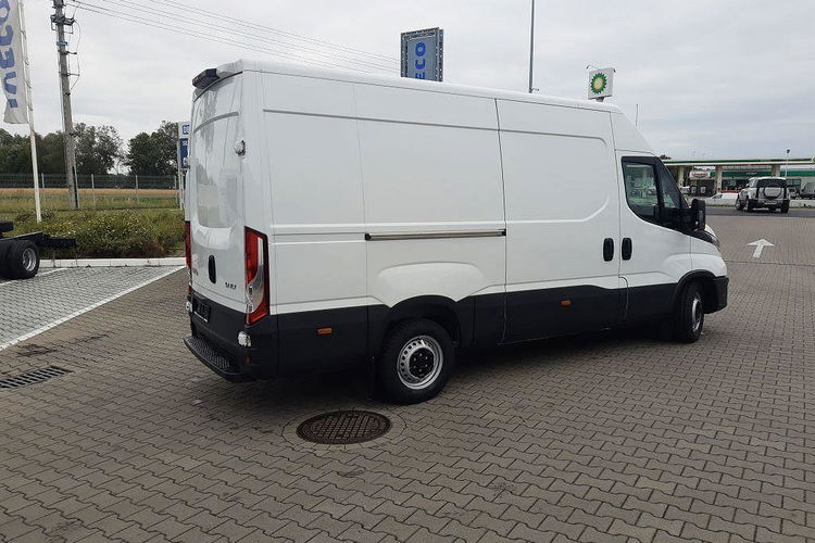 Iveco DAILY 35S16 zdjęcie 4