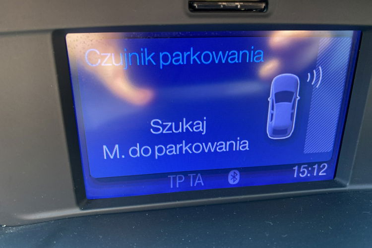Ford C-Max Rodzinny minivan zdjęcie 15