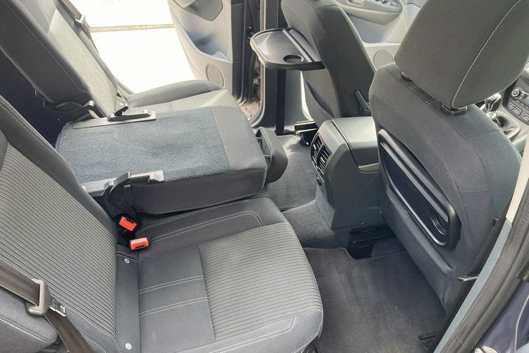 Ford C-Max Rodzinny minivan zdjęcie 24
