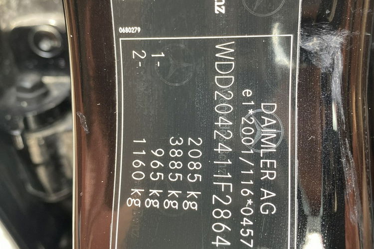 Mercedes C 180 Bardzo zadbana - 100% oryginalny przebieg.NOWY ROZRZĄD zdjęcie 28