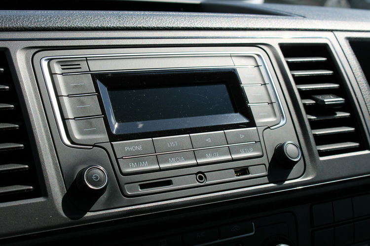 Volkswagen Transporter LONG F-vat Salon Polska Gwarancja zdjęcie 15