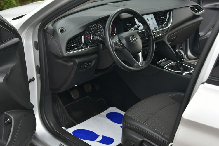 Opel Insignia 2.0CDTi 170KM Manual 2017r. FullLED Kamera 2xPDC Climatronic el. klapa zdjęcie 23