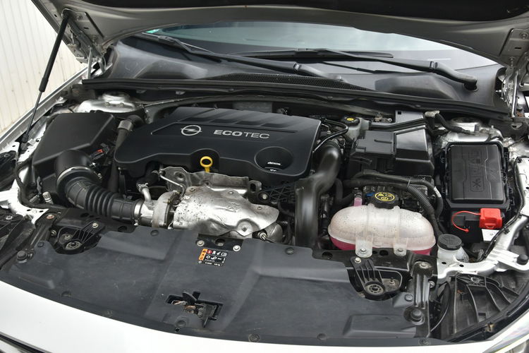 Opel Insignia 2.0CDTi 170KM Manual 2017r. FullLED Kamera 2xPDC Climatronic el. klapa zdjęcie 35