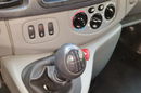 Renault Trafic Klima Regały Hak zdjęcie 10