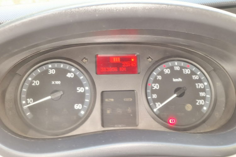 Renault Trafic Klima Regały Hak zdjęcie 13