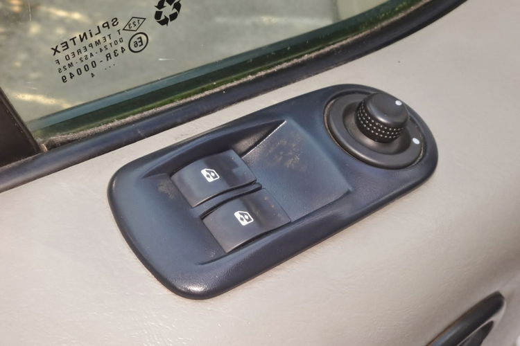 Renault Trafic Klima Regały Hak zdjęcie 25