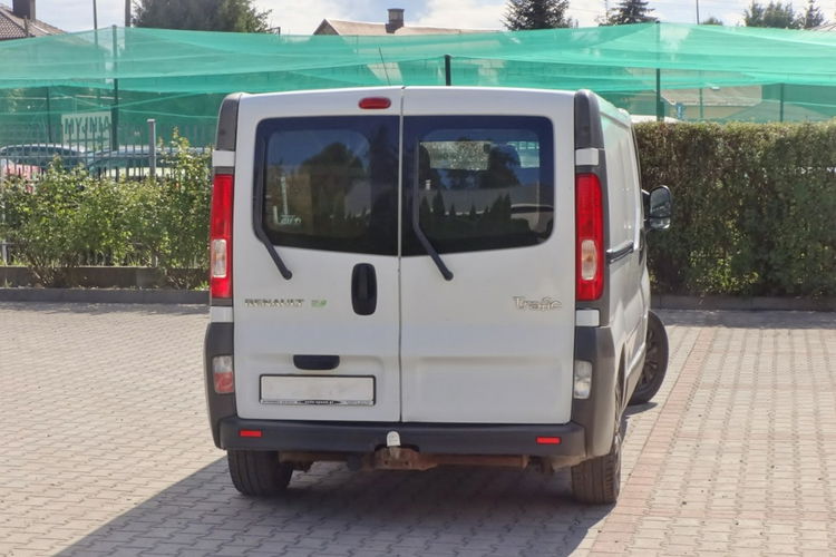 Renault Trafic Klima Regały Hak zdjęcie 4