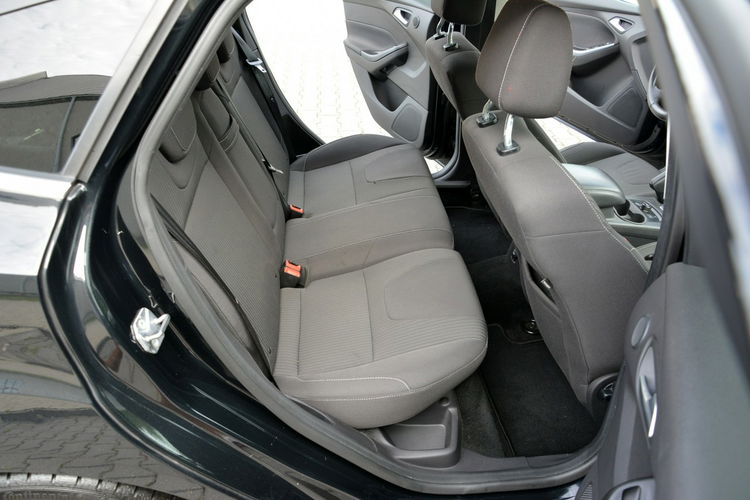 Ford Focus Titanium ST Bi-Xenon Ledy Park Assist Skóry 2xParktr Keyless go zdjęcie 15