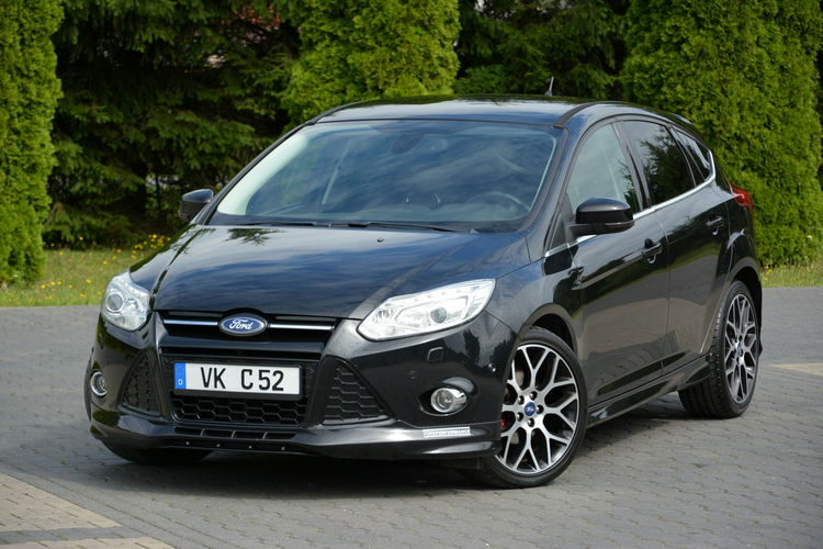 Ford Focus Titanium ST Bi-Xenon Ledy Park Assist Skóry 2xParktr Keyless go zdjęcie 2