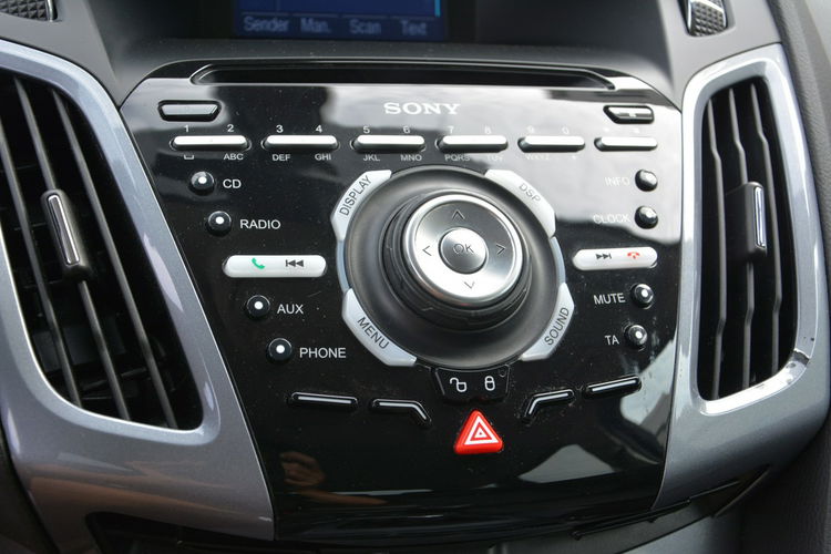 Ford Focus Titanium ST Bi-Xenon Ledy Park Assist Skóry 2xParktr Keyless go zdjęcie 23