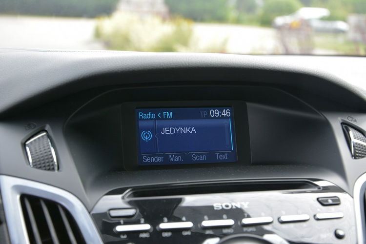 Ford Focus Titanium ST Bi-Xenon Ledy Park Assist Skóry 2xParktr Keyless go zdjęcie 25