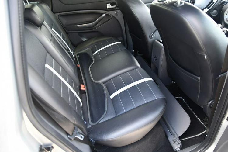 Ford Kuga 2.0tdci zdjęcie 16