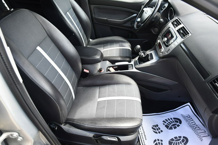 Ford Kuga 2.0tdci zdjęcie 19